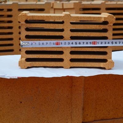 2024 Bloque refractario para el servicio de moldeo de ladrillos de fuego de Henan y contenido de CaO 0,01%