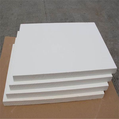 Material resistente a altas temperaturas Tabla de fibra cerámica blanca para hornos industriales