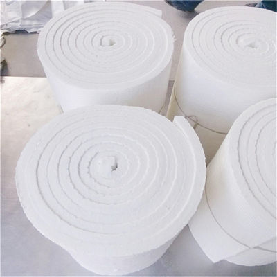 Materiales aislantes de fibra cerámica de aluminosilicato con alta refractividad