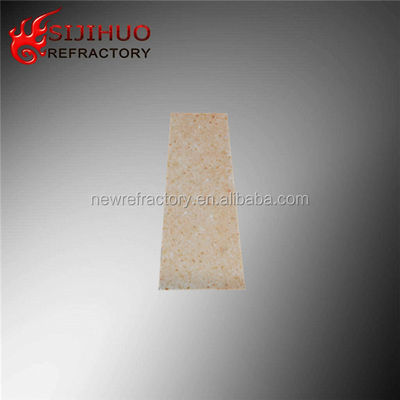 Ladrillo de horno rotativo con una densidad de 2,3-2,7 g/cm3 y un contenido de SiO2 del 15-50%