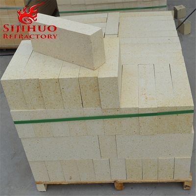 Los ladrillos de alumina amarilla para aplicaciones de resistencia a altas temperaturas y densidad a granel