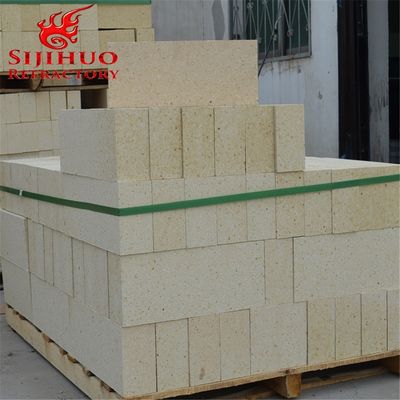 Los ladrillos de alumina amarilla para aplicaciones de resistencia a altas temperaturas y densidad a granel