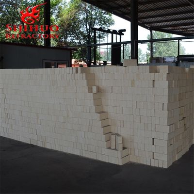 Los ladrillos de alumina amarilla para aplicaciones de resistencia a altas temperaturas y densidad a granel