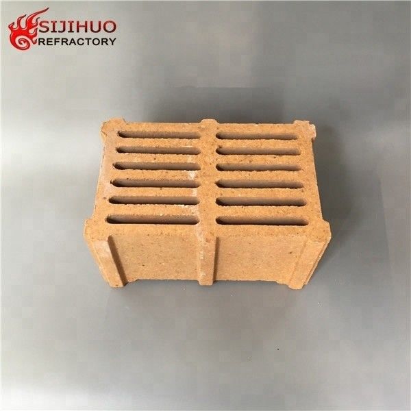 Contenido de SiC de 1,2-1,4% 230x114x65 mm ladrillo refractario de rejilla para hornos industriales